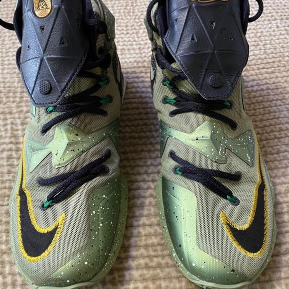 Nike LeBron, All Star, "Northern Lights" Men's Size 10 - Picture 3 of 5